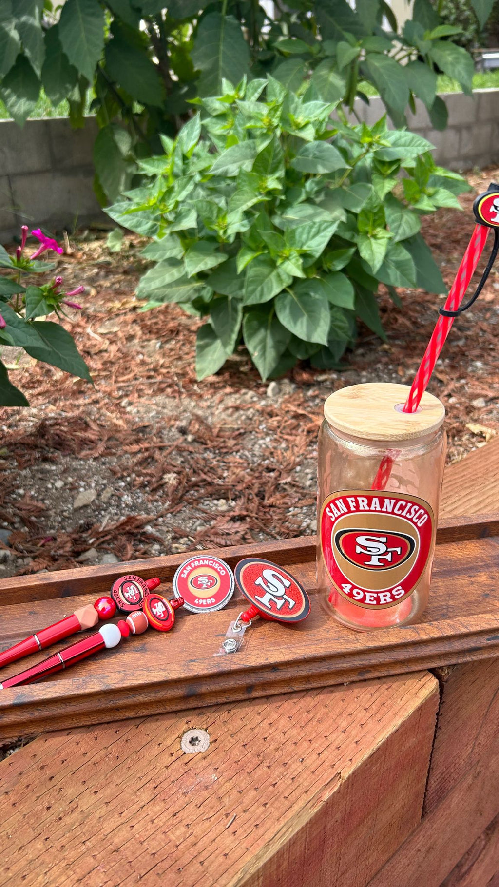 Sport Glass Tumbler, Pen and Keychain set